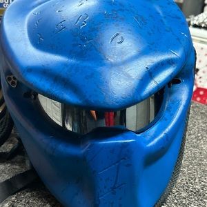 Predator helment